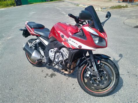Купить б у Yamaha FZ инжектор передач в Лобне красный naked bike