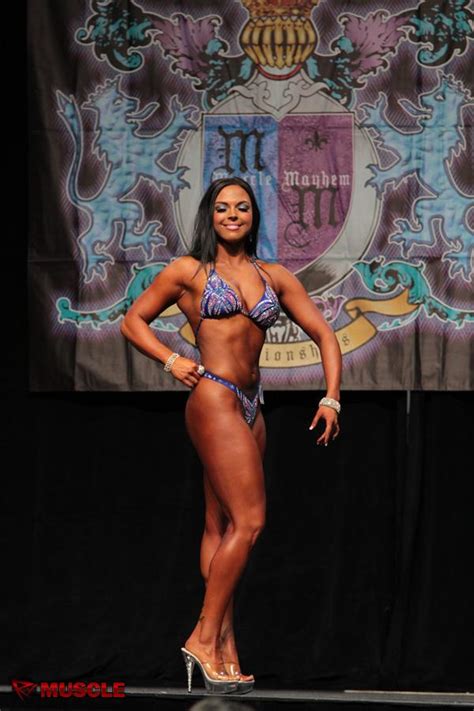 Hot Sexy Caitlin Sullivan Bikini Pics