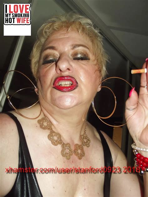 SLUT SMOKING SUNDAY 52 Nude Pics XHamster