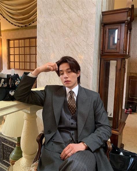 3 Fotos De Lee Dong Wook Con Traje Que Te Harán Enamorarte Del Guapo