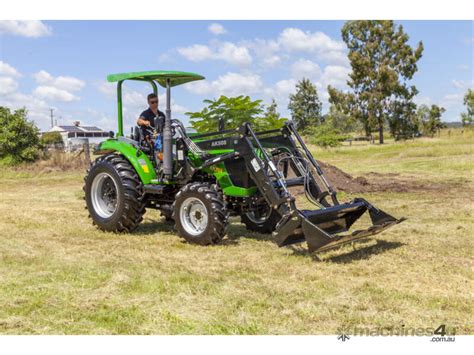 New Agking New Agking Hp Rops Wd Tractor With Fel In Bucket