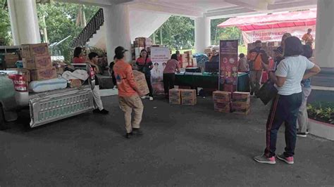 Bantuan Terus Berdatangan Di Posko Bencana Erupsi Gunung Ruang Kantor