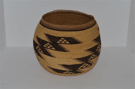 Hupa Area Baskets – Red Mesa Gallery