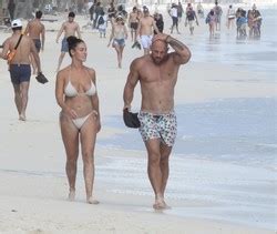 BIKINI Lucia Lachkovic In A Bikini Beach In Tulum 5th December 2020 Phun Org Forum