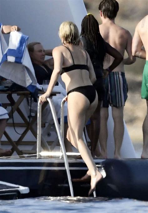 Charlize Theron Showed A Tight Ass In A Bikini While Relaxing On A Yacht The Fappening