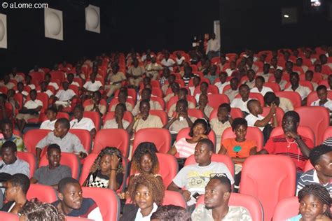 Projection Du Film Black Panther Gr Ce La Filiale Togolaise Du