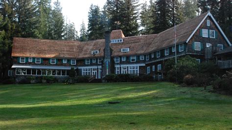 Lake Quinault Lodge (U.S. National Park Service)