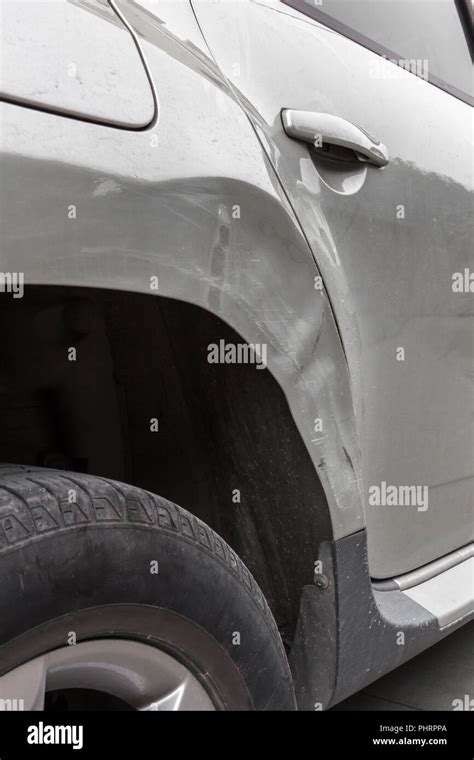 Dented car hi-res stock photography and images - Alamy