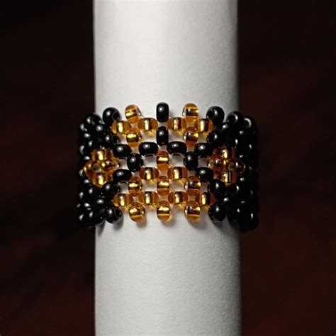 Кольцо из бисера с лапкой🐾 in 2022 | Leather bracelet, Jewelry, Bracelets