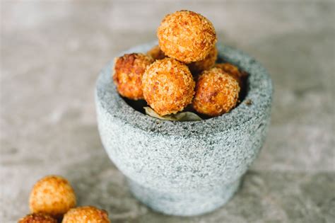 Fried Cheese Balls Recipe