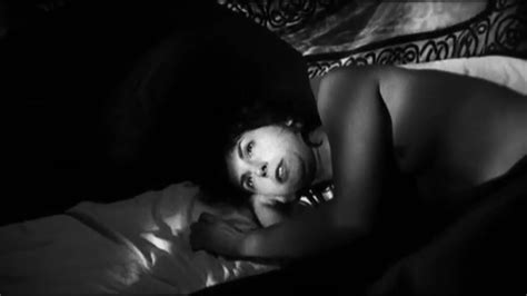 Nude Video Celebs Psyche Piras Nude Sirene De Lune