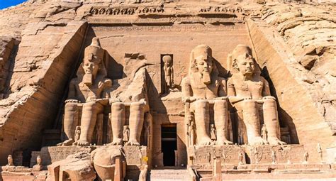 GRANDES CIVILISATIONS il y a près de 5000 ans naquit en Egypte la