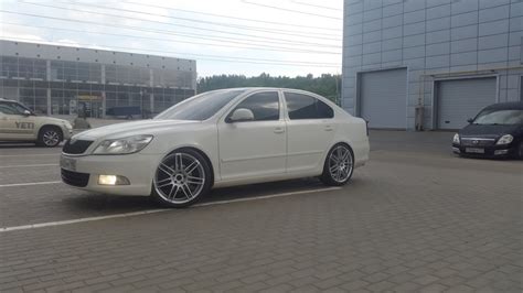 Примерка и установка R19 235/35 Мишлен Пилот спорт кап — Skoda Octavia ...