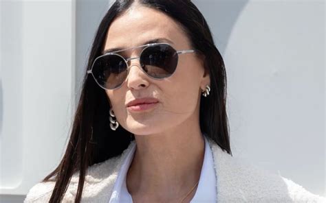Demi Moore bikini vacanza età Video Amica