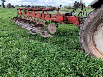 Sanderum Mouldboard Plough Farm Tender