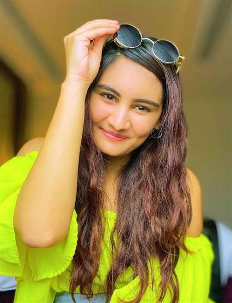 Vedika Bhandari Wiki Biography Height Net Worth Images Labuwiki