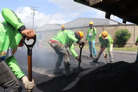 Fuenmayor inspeccionó trabajos de rehabilitación en Flor Amarillo