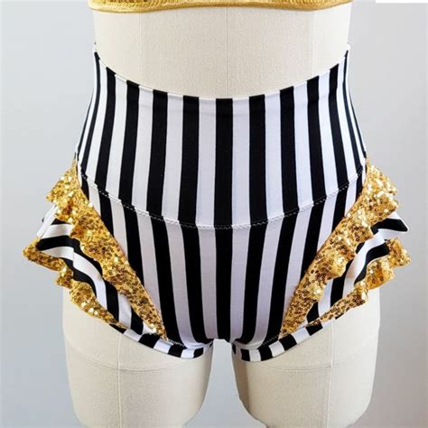 4 Hot Sexy Chasity Gibson Bikini Pics