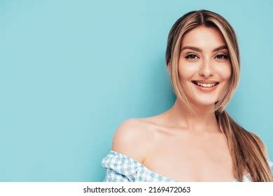 Thousand Cute Hot Model Royalty Free Images Stock Photos Pictures Shutterstock