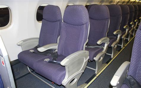 Embraer 190 Flight Experience & Seat Map [2022] - Executive Traveller