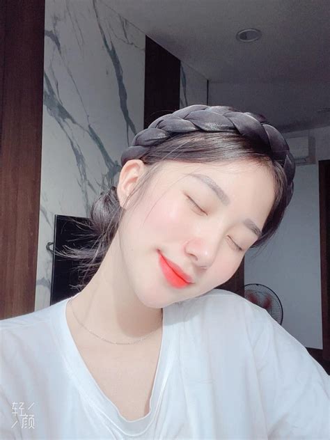 Loạt ảnh cực mlem của hot girl nhún nhảy remix Hạ còn vương nắng Tinmoi