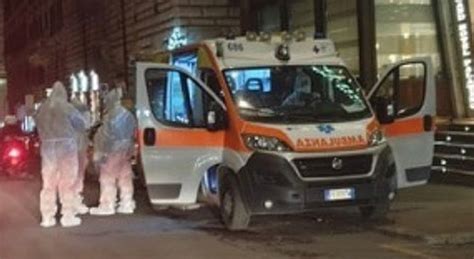 Coronavirus Caso Sospetto A Roma Turista Cinese Si Sente Male A Via