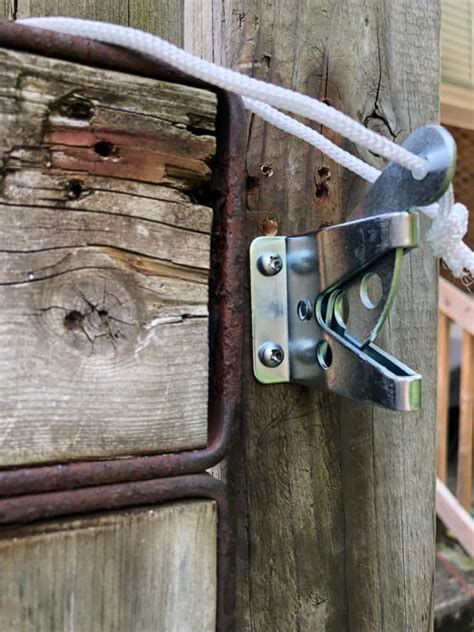 4 Tips For Installing A Self Locking Gate Latch The Art Of Doing Stuff