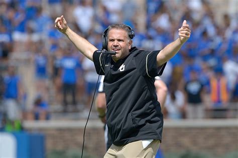 Baylor Football: Matt Rhule needs to make NFL decision