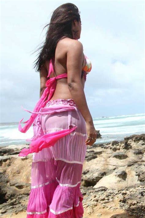 Actress Nude Photos Neetu Chandra Hottest Bikini Photos Sexy Boobs