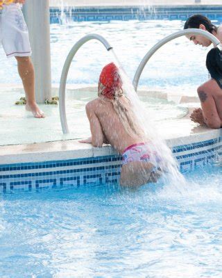 Jacuzzi Porn Pics Xxx Photos Sex Images App Page Pictoa