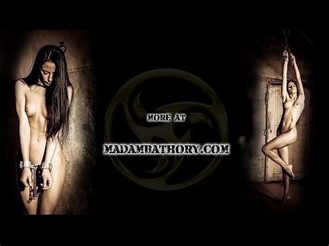 Luna On Parrot Perch T XVIDEOS