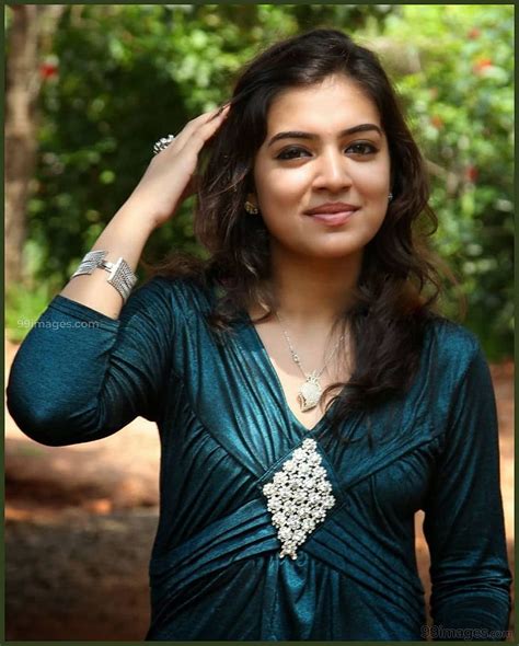 Nazriya Nazim Beautiful Mobile Naziriya HD Phone Wallpaper Pxfuel