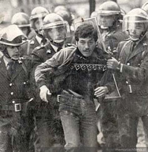 Protesta 1983 Memoria Chilena Biblioteca Nacional De Chile