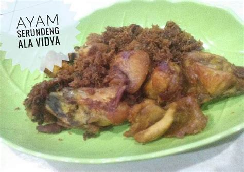 Resep Ayam Serundeng Kelapa Lengkuas Oleh Nurina Vidya Cookpad