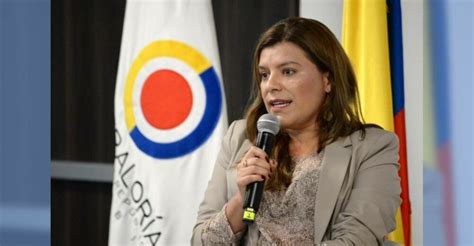 ¡segunda Del Gobierno Nacional Renuncia A Su Cargo Flor Esther Salazar