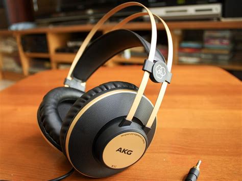 Review: AKG K92 - Best headphones that is under $100? | Headphonesty