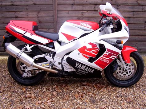 £ Sold Yamaha Yzf 750 R Uk Bike 2 Owners 2800 Miles 1997 R Reg