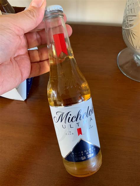Michelob Ultra É Boa - É do agrado... a cerveja Michelob Ultra - Território Livre
