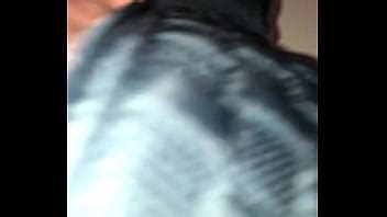 Mamada amateur en un baño público XVIDEOS