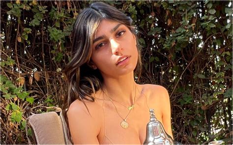 Mia Khalifa Breaks Her Silence On Working In Porn Industry Takes A