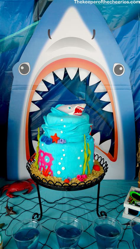 Baby Shark Party Art