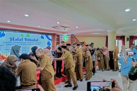 Silaturahmi Idul Fitri DPRD Kukar Momen Kebahagiaan Dan Maaf Maafan