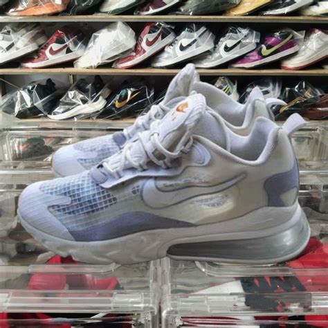 Nike Air Max 270 React White Pure Platinum Fesyen Pria Sepatu Sneakers Di Carousell