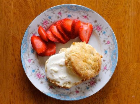 The Old Fashioned Way: Clotted Cream and Scone Recipe