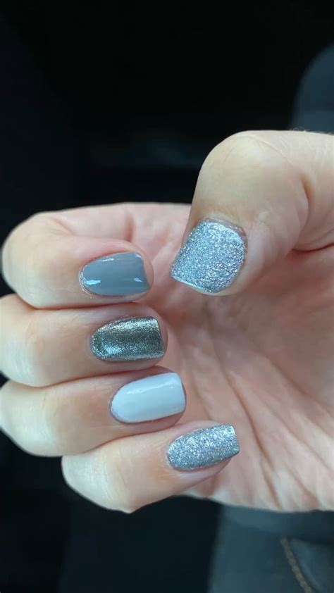 Grey glitter nails 🤍 in 2022 | Nails, Glitter nails, Glitter