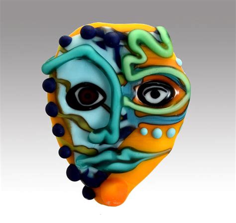 Aardvark’s APRICOT SLIM Mask Bead by aardvarkartglass