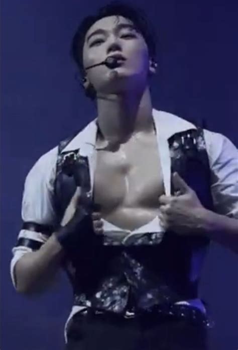 San Choisan Ateez In Sans Cute Hot Abs Kpop Guys