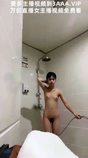 Assista 极品嫩妹妹放开尺度酒店操逼娇小身材贫乳翘起屁股求操第一视角抽插低低呻吟娇喘 Doggy 中国 国产 Porn SpankBang