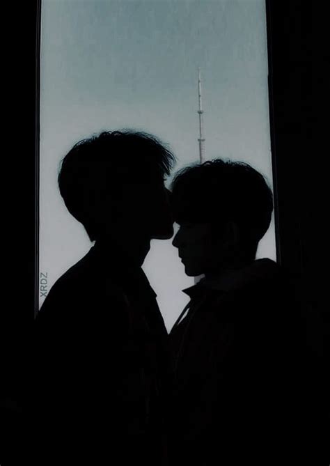 Pin di 𝖉𝖔𝖗𝖔𝖌𝖆𝖞𝖆 su these violent delights Cute gay Ragazze che si baciano Coppie carine