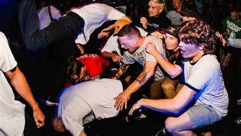 Roadrage Booking Ist Der Motor Der Schweizer Hardcore Szene